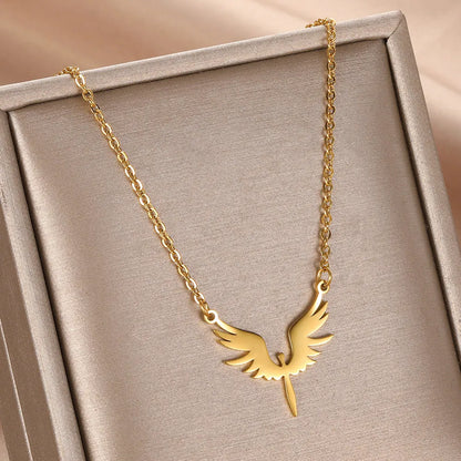 Stainless Steel Heart Necklace – 2025 Trend