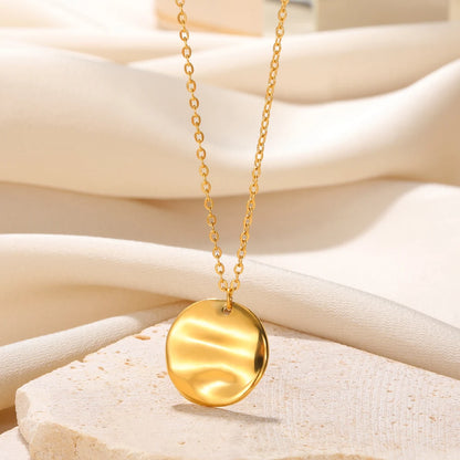 Stainless Steel Heart Necklace – 2025 Trend