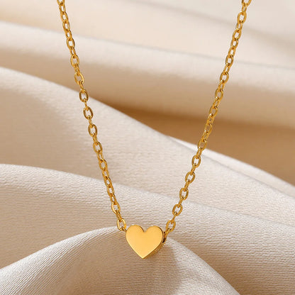 Stainless Steel Heart Necklace – 2025 Trend