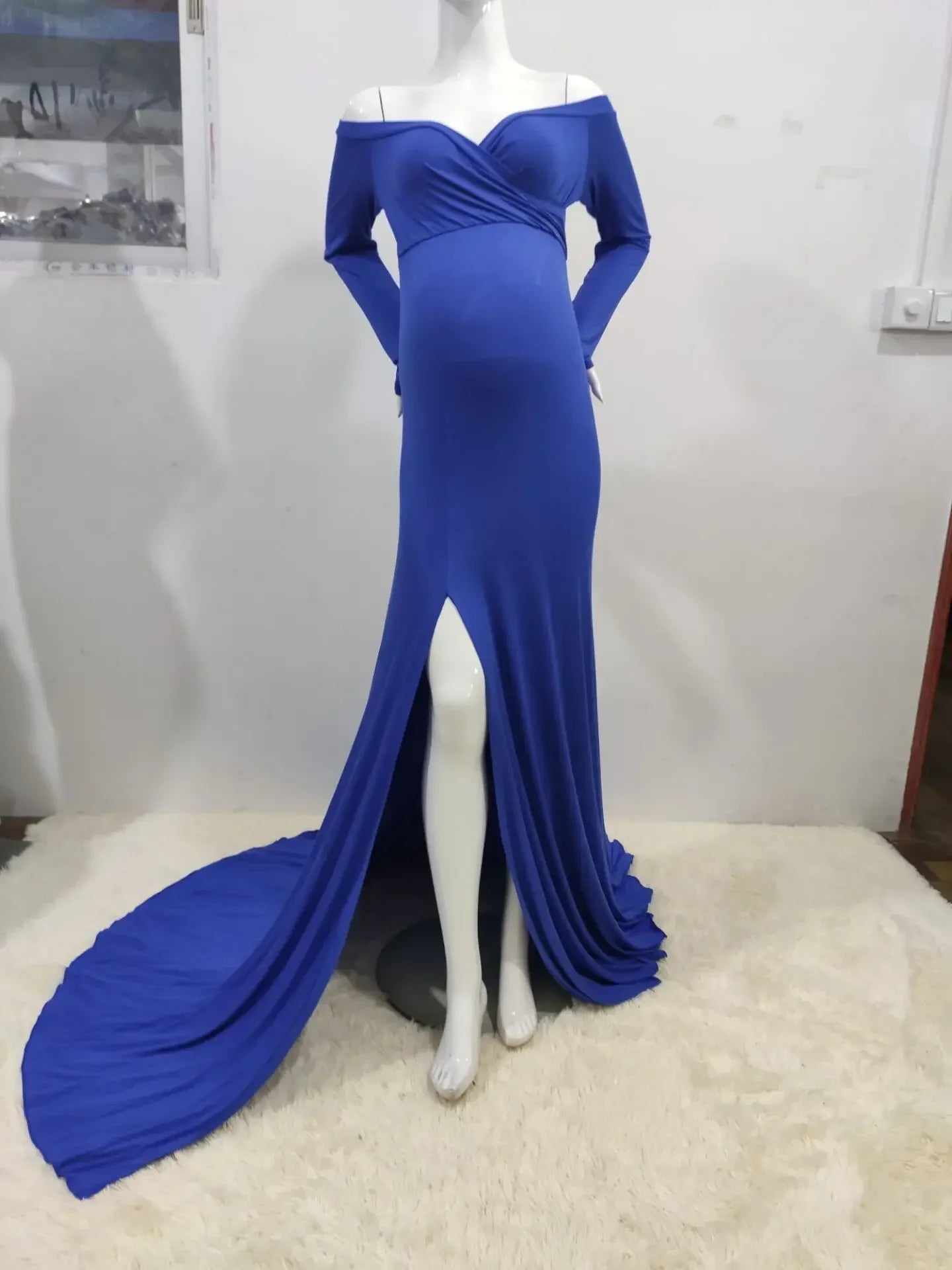 Maternity V-neck Slit Tail Dress - Trendy & Comfortable for Moms