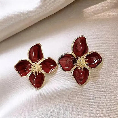 New Stylish Vintage Flower Stud Earrings