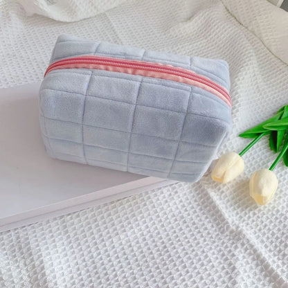 Cut Fur Makeup Bag for Women Travel Cosmetic Bag Solid Color Zipper Large Make Up Toiletry Bag Washing Beauty Case Necessaries