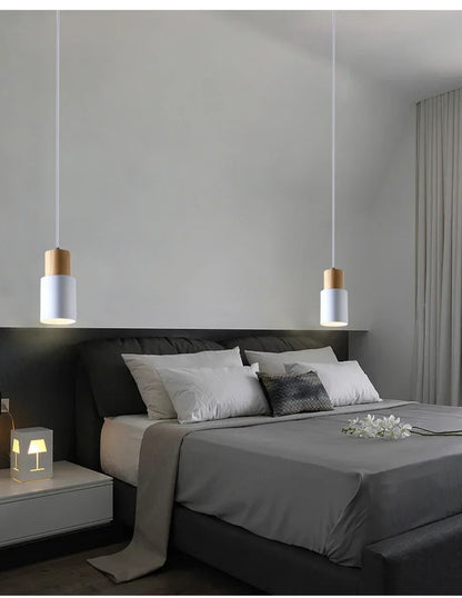 Simple wire chandelier for modern and stylish home interiors