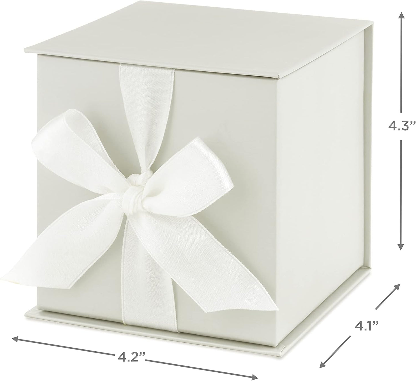 Small Gift Box with Bow 