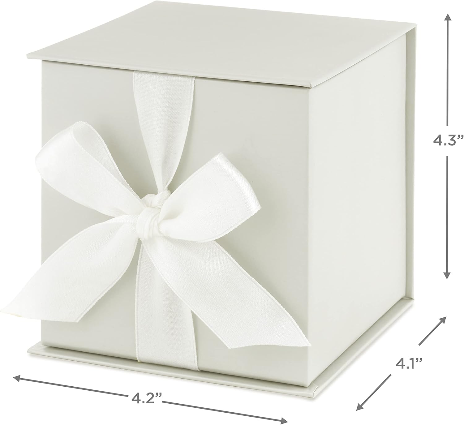 Small Gift Box with Bow 