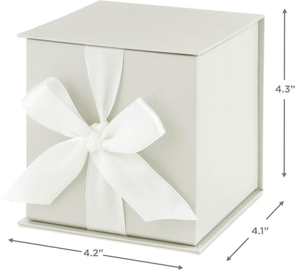 Small Gift Box with Bow 