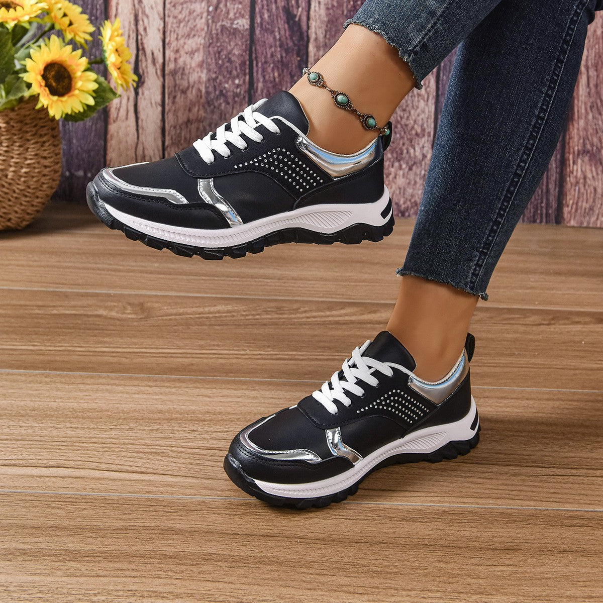 Plus Size Sporty Shoes