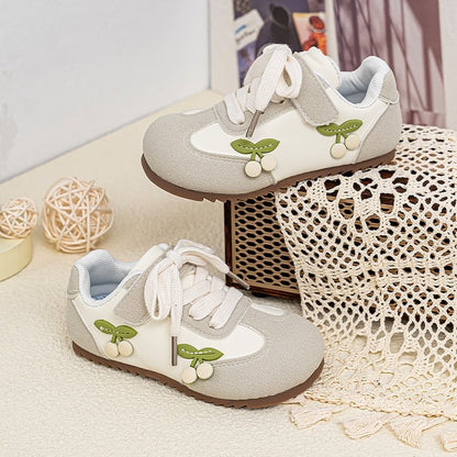 Girls fashion trainer shoes