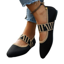 "Woven pointed flat shoes for women with stylish pointed toe design"

