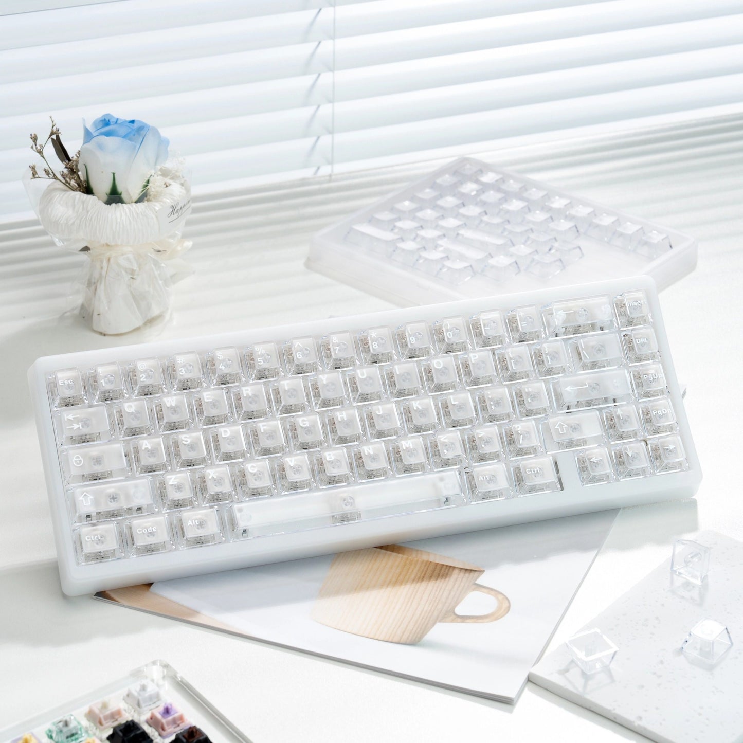 PC Frosted Translucent White Keycap With Light-transmitting Mechanical Magnetic Compatibility