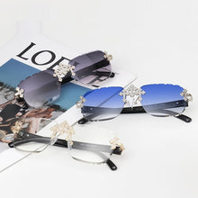 cross-diamond-fashion-sunglasses-front-view