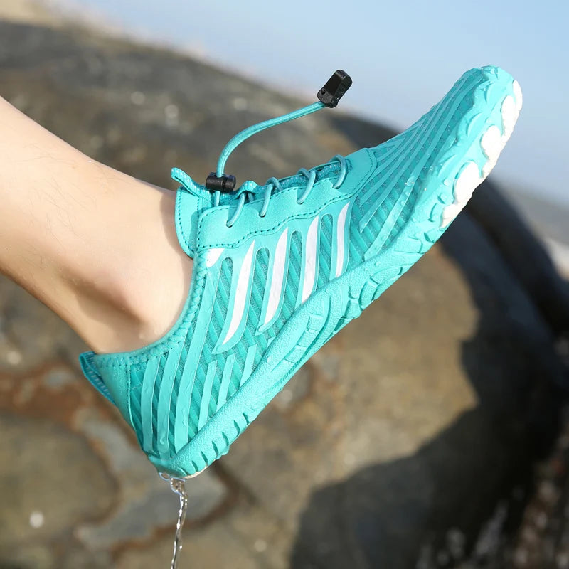 Breathable quick-dry water shoes for beach, river, and outdoor activities

