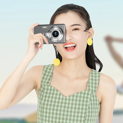 4K Vlogging Camera for Beginners with 96MP resolution and 16X zoom

