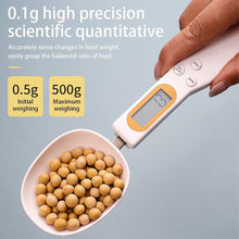 Digital measuring spoon scale with LCD display for precise ingredient measurements in cooking and baking

