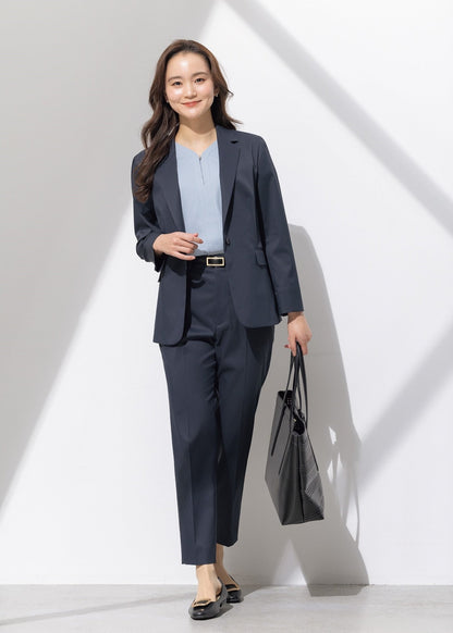 Water Repellent Stretch Cropped Pants Navy, women’s stylish outdoor pants for casual wear.