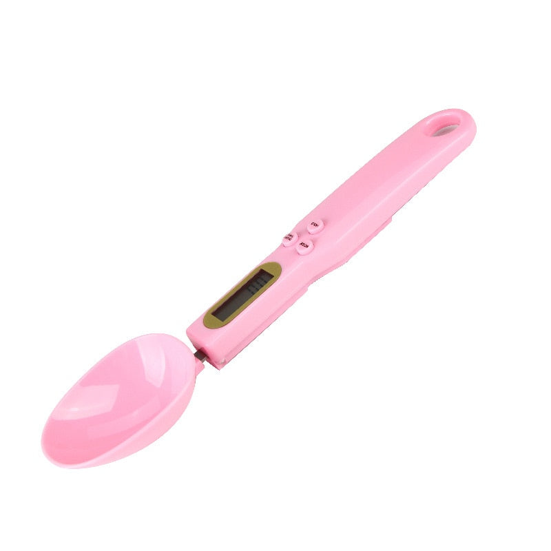 Digital measuring spoon scale with LCD display for precise ingredient measurements in cooking and baking

