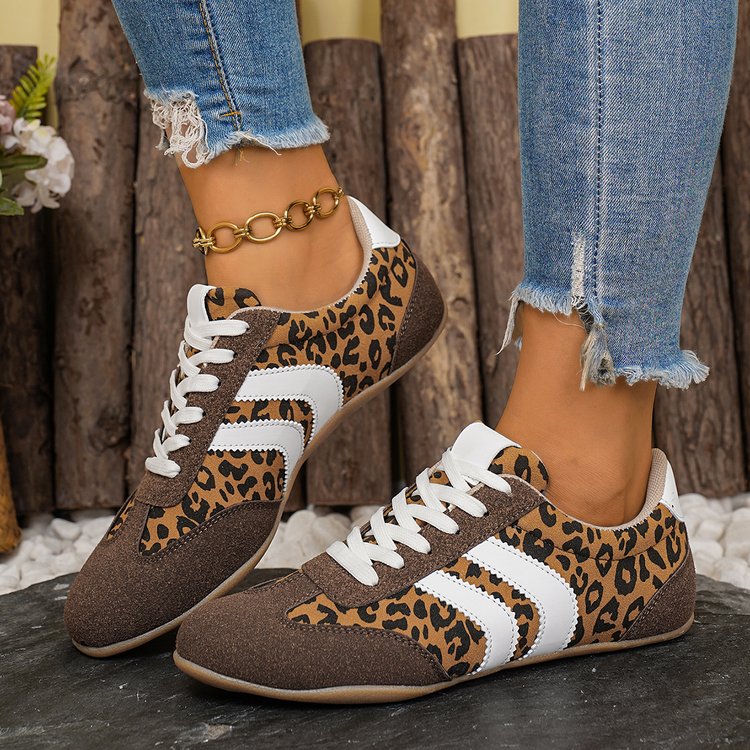 Women's low-cut leopard print board shoes - comfortable fashion sneakers top view