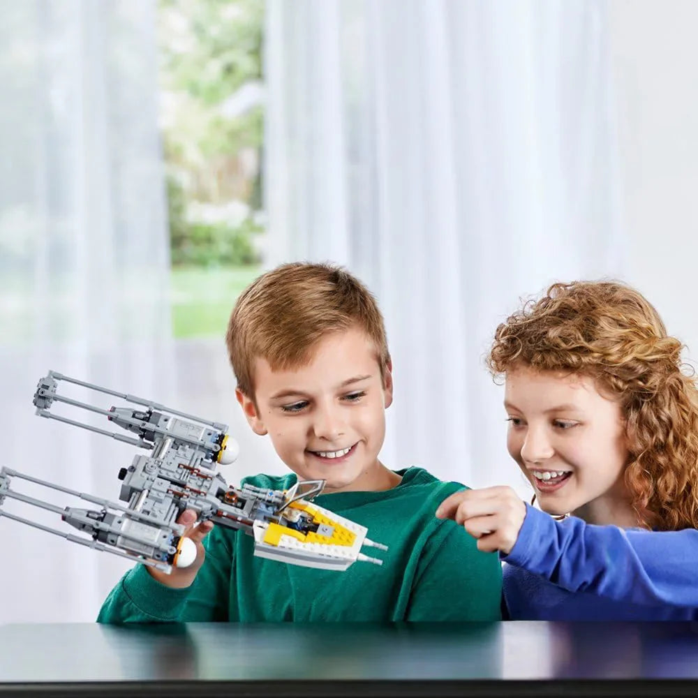 Y-Wing Starfighter Building Blocks Set with 892 pieces for kids