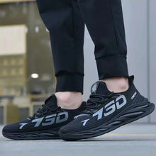 Lightweight summer casual sneakers for men with breathable mesh and soft non-slip sole

