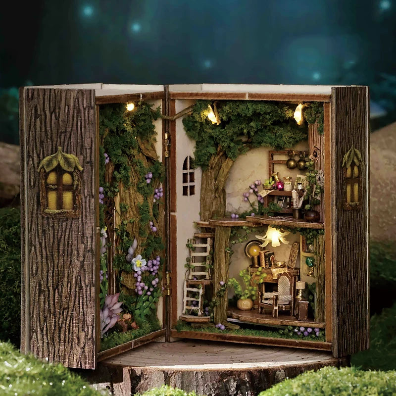 mini doll house