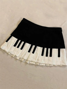 Chic Y2K Mini Skirt in Black and White with Harajuku Korean Style
