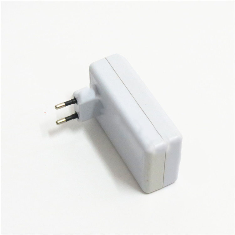 Plug in mouse repeller for sheds garages and indoor spaces