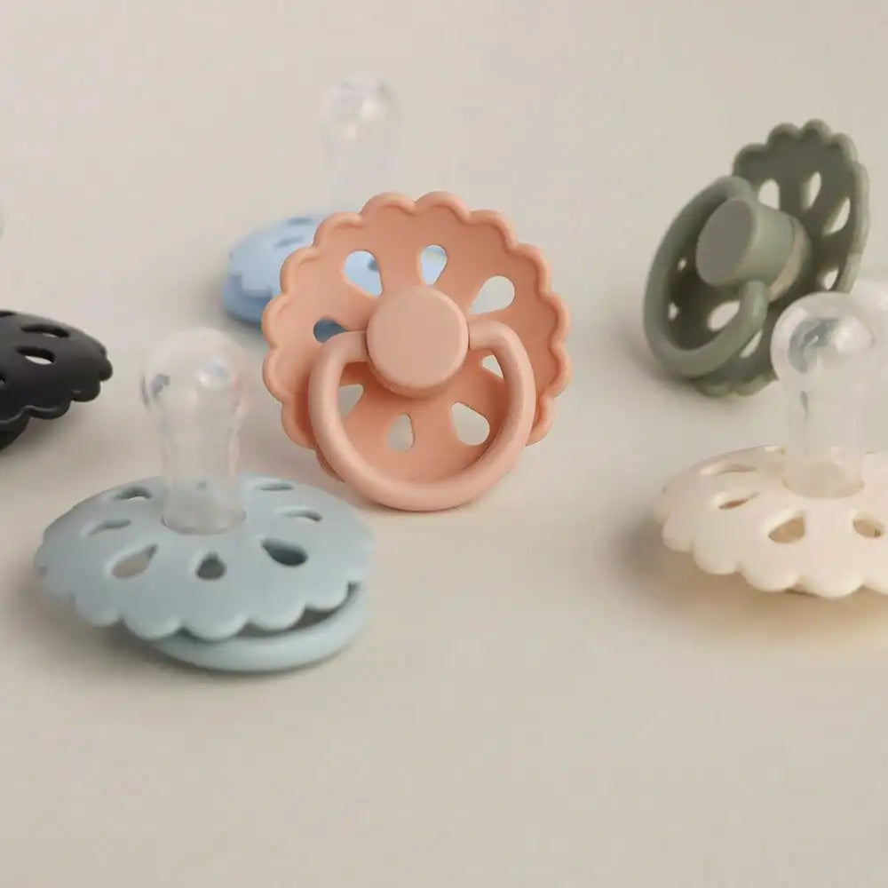 Portable baby pacifier with cover for travel and easy baby soothing

