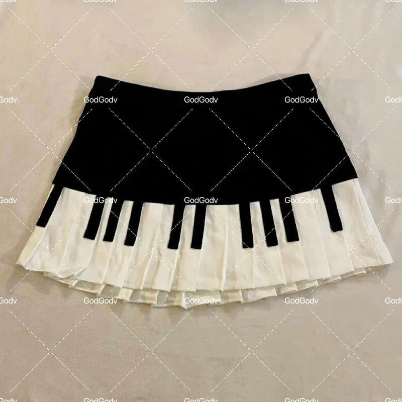 Chic Y2K Mini Skirt in Black and White with Harajuku Korean Style
