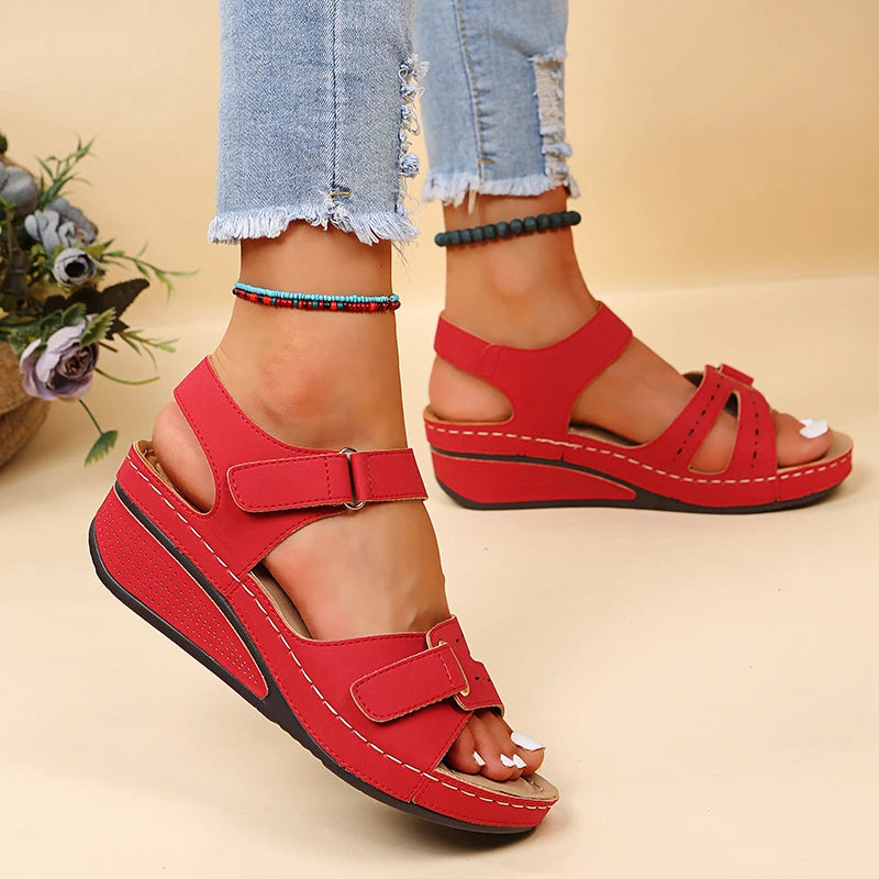 2024 New Sandals Shoes Women in soft slip-on open-toe design