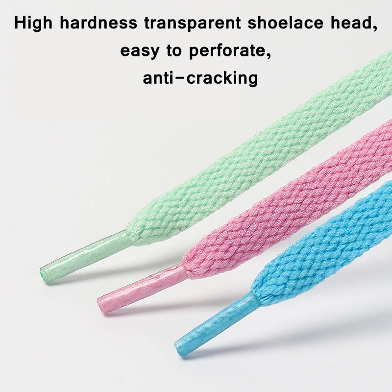 Thick flat AF1 replacement shoelaces in black and white for high-top sneakers

