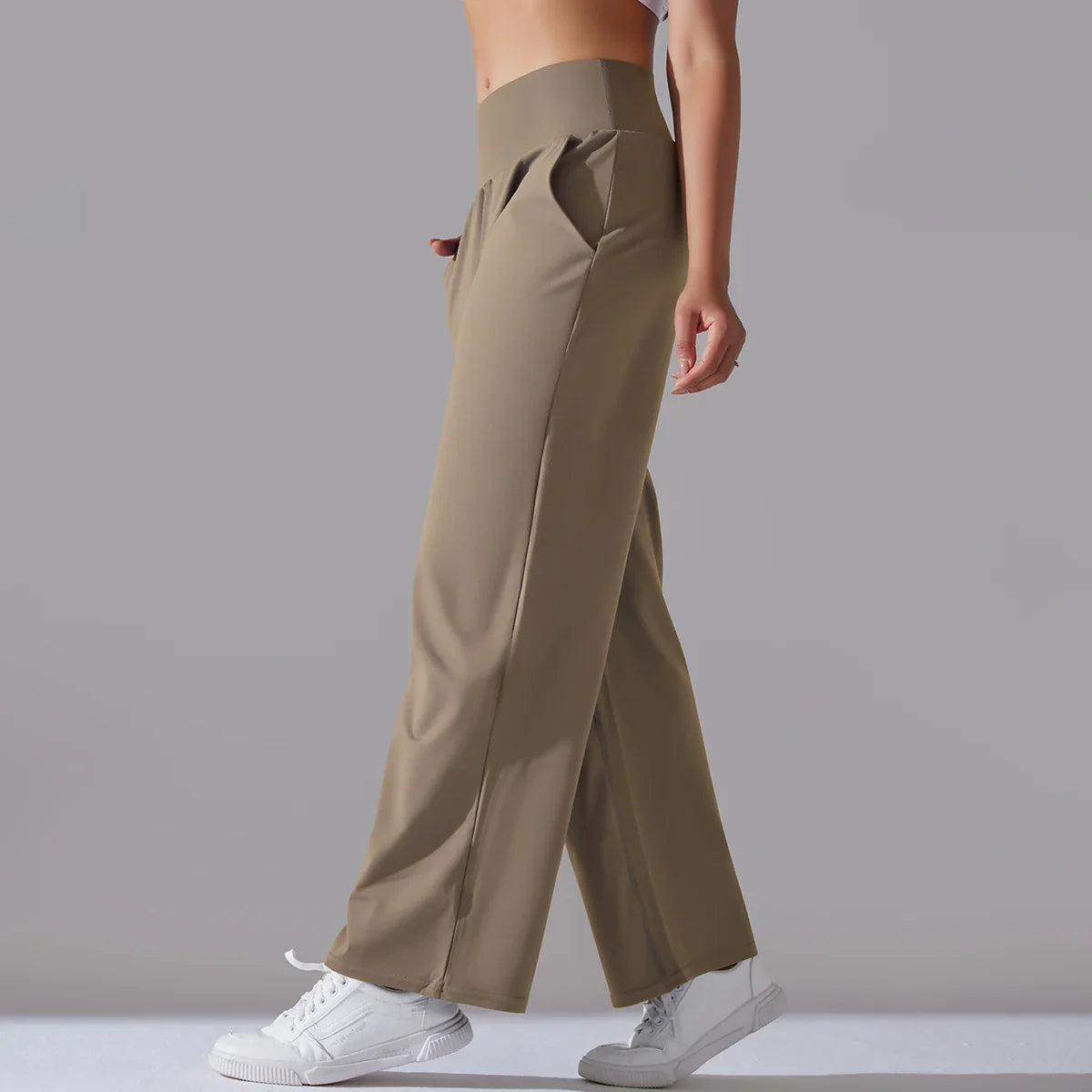 Woman wearing Livira high waist yoga pants for workout

