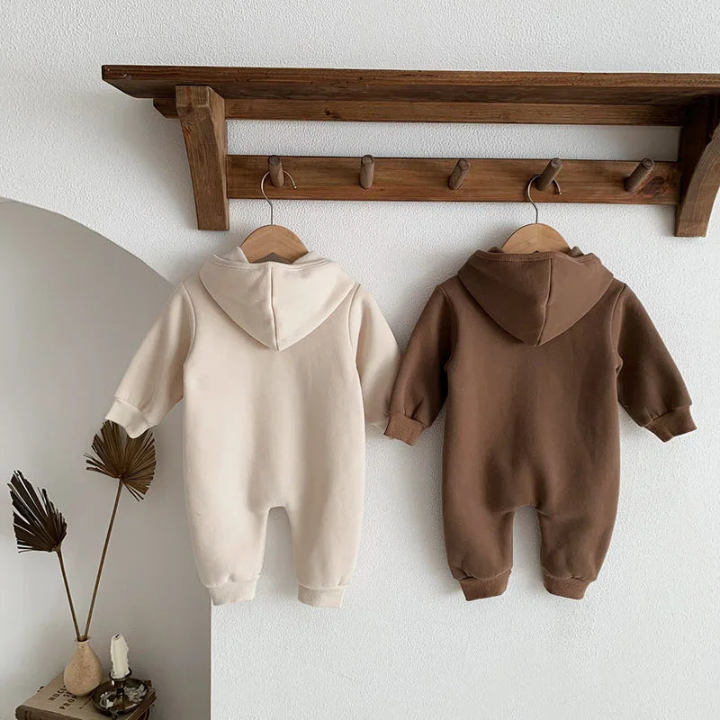 Baby bear bodysuit with long sleeves for autumn or winter wear

