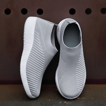 Women Vulcanized Shoes in black slip-on flats with cushioned insole for walking
